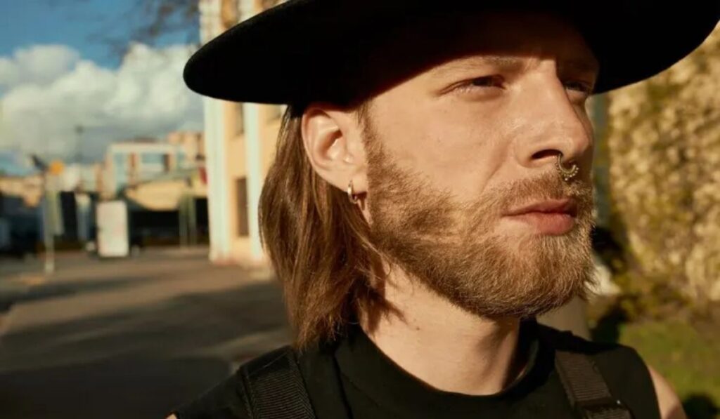 Dale Brisby Net Worth