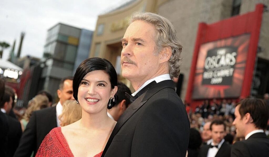 Phoebe Cates Net Worth