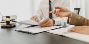 Common Process Serving Mistakes That Delay Court Proceedings