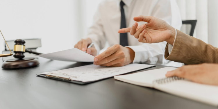 Common Process Serving Mistakes That Delay Court Proceedings